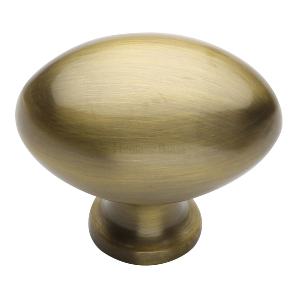 C114 38-AT • 38 x 15 x 32mm • Antique Brass • Heritage Brass Oval Cabinet Knob